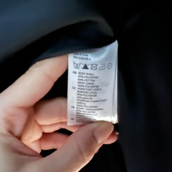 (5 for $25) Black and greet patterned blazer - Picture 3 of 7